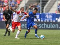 FB体育-沙尔克队长领衔出战，球队全力以赴