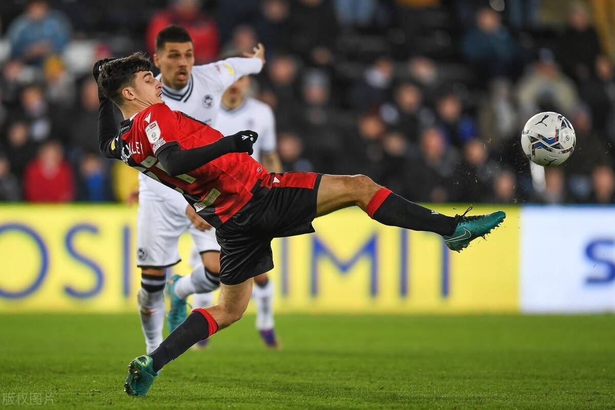 佛罗伦萨新锋犀利进攻，一战成名的简单介绍