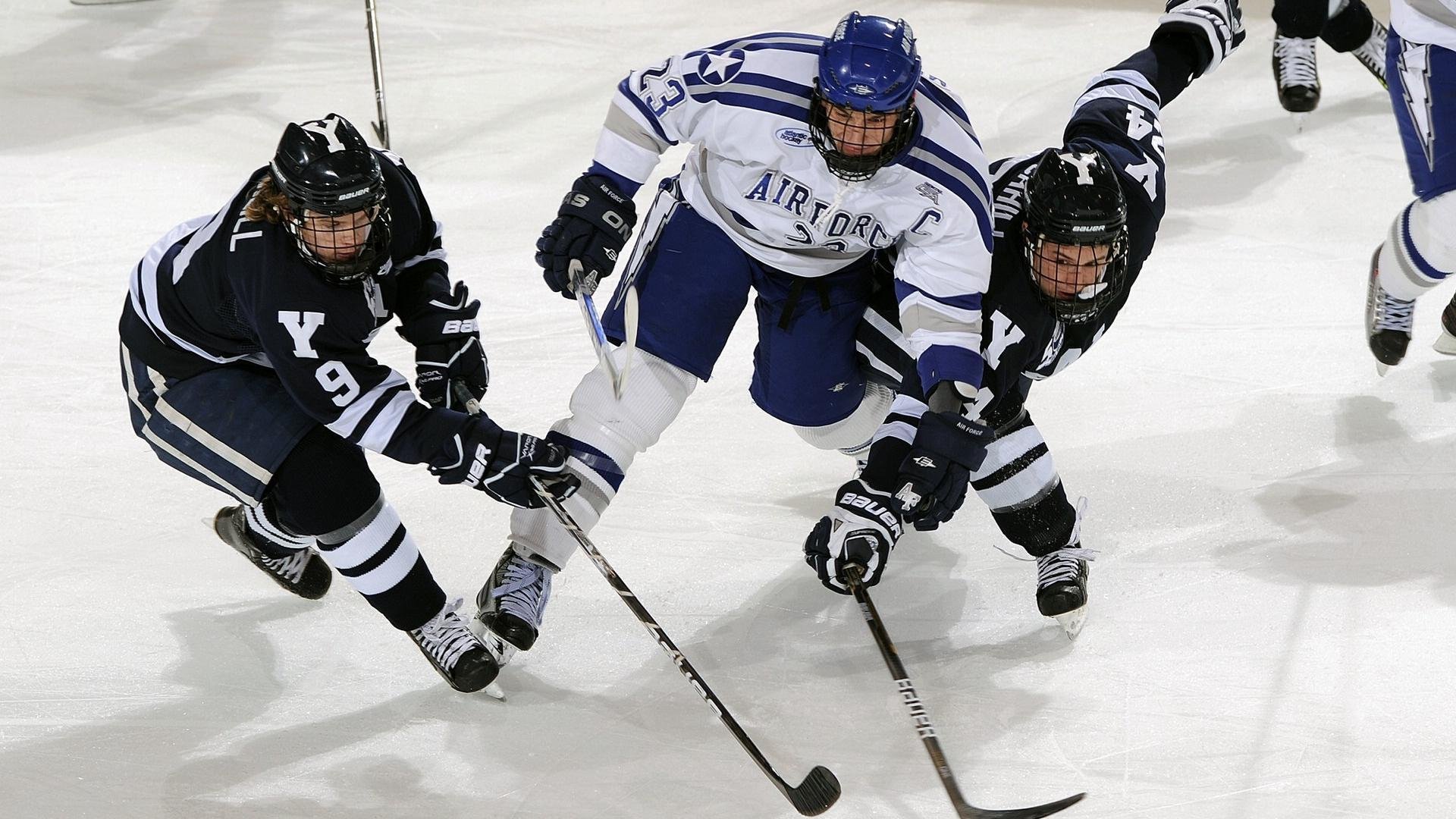 黄潜铁血防线锁死高原之鹰，世界排名争夺战焦点战，比利亚雷亚尔强行终结厄瓜多尔