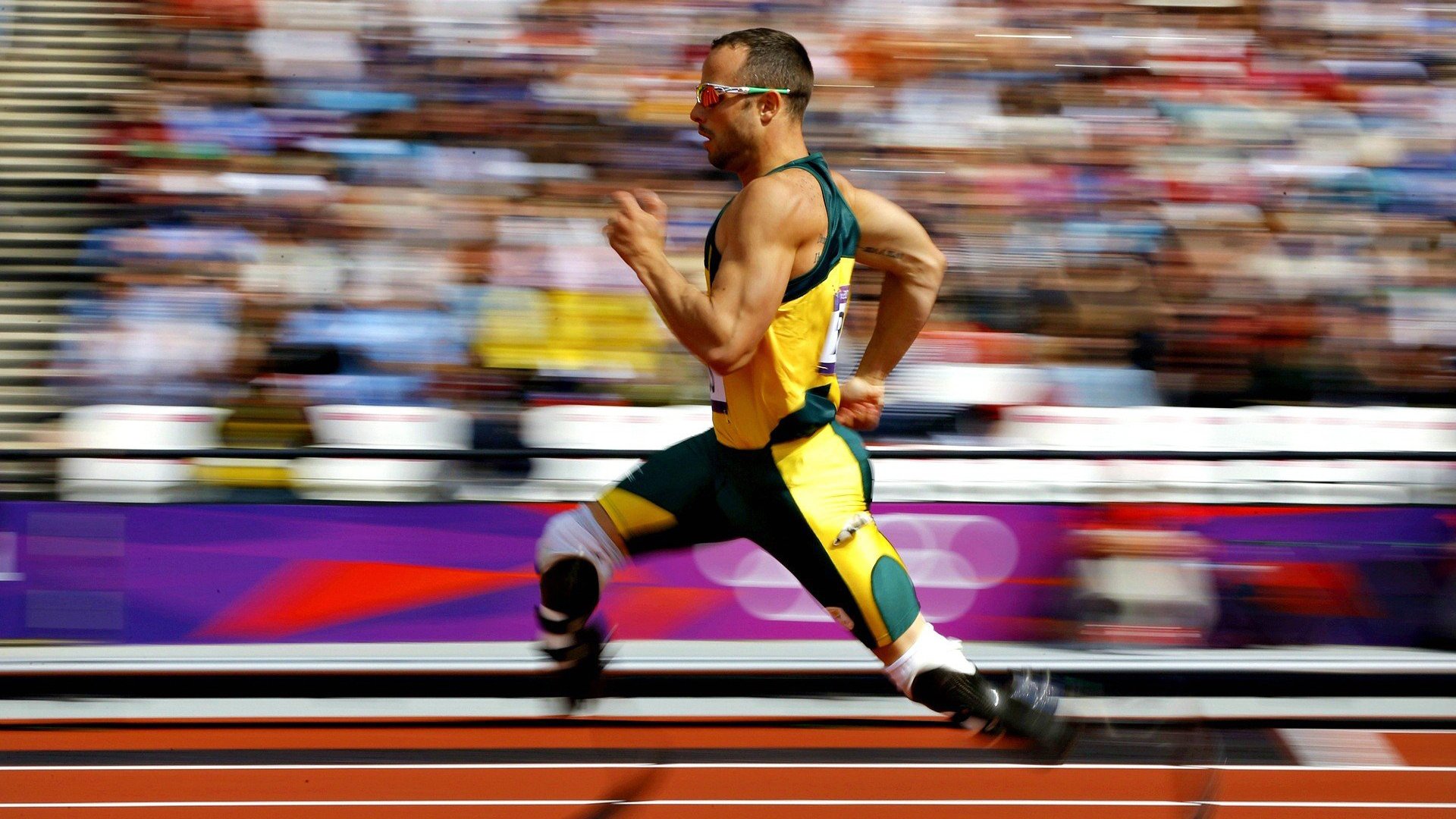 李刚仁一剑封喉,拜仁铁蹄踏平酋长球场