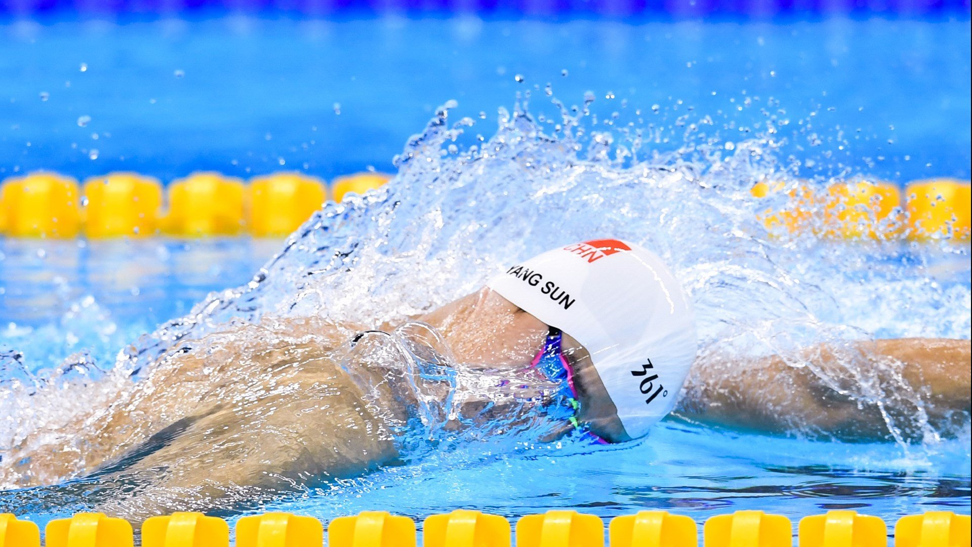 鏖战曼谷,石宇奇以一己之力统治全场,中国队险胜泰国队